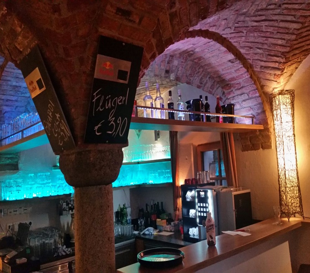 Locale 4